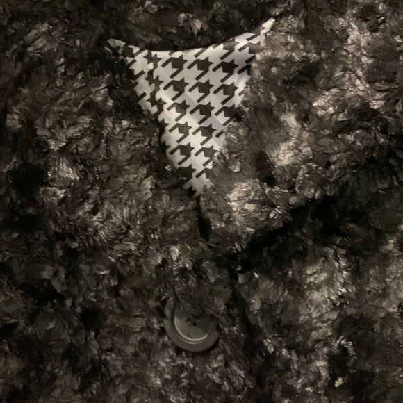 Women’s coat size 12 - Picture 2 of 3